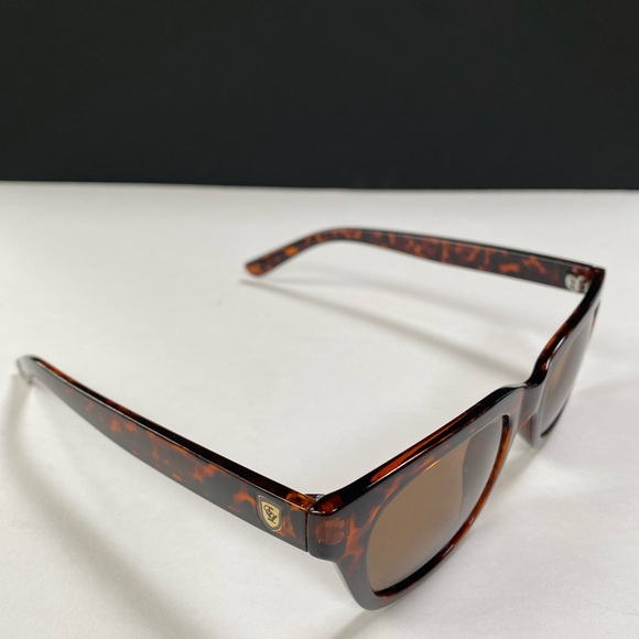 English Laundry Tortoise Shell Sunglasses - Picture 2 of 7